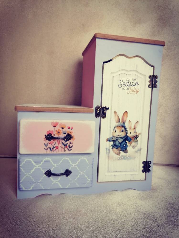 استند لوازم آرایشی